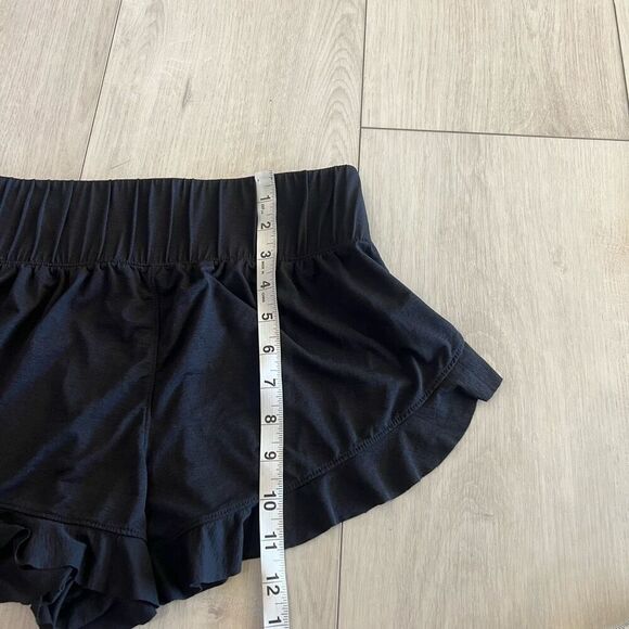 Free people womens black shorts size s - Picture 3 of 9